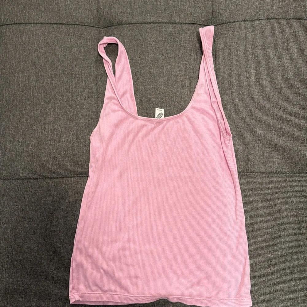 Parade Ribbed Tank Top - Picture 4 of 4